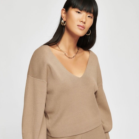 Dynamite Sweaters - HOST PICK DYNAMITE Puff Sleeve V-Neck Sweater